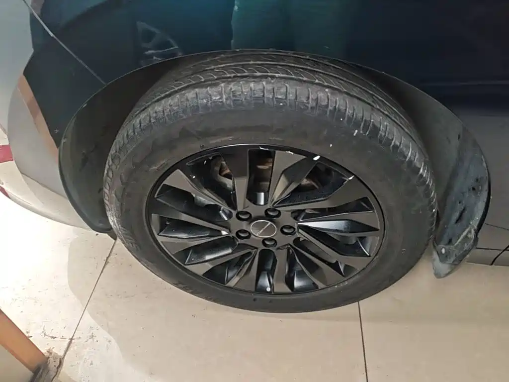 Dongfeng Fengxing T5 EVO 2021 — фото 23