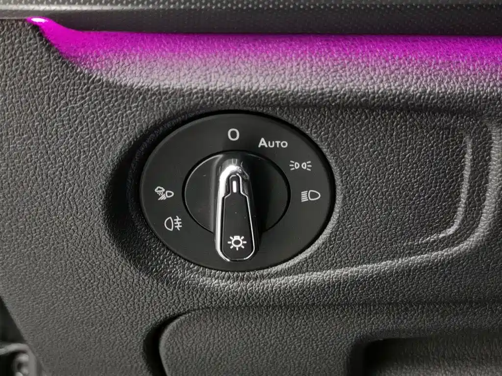 Volkswagen Passat 2023 — фото 21
