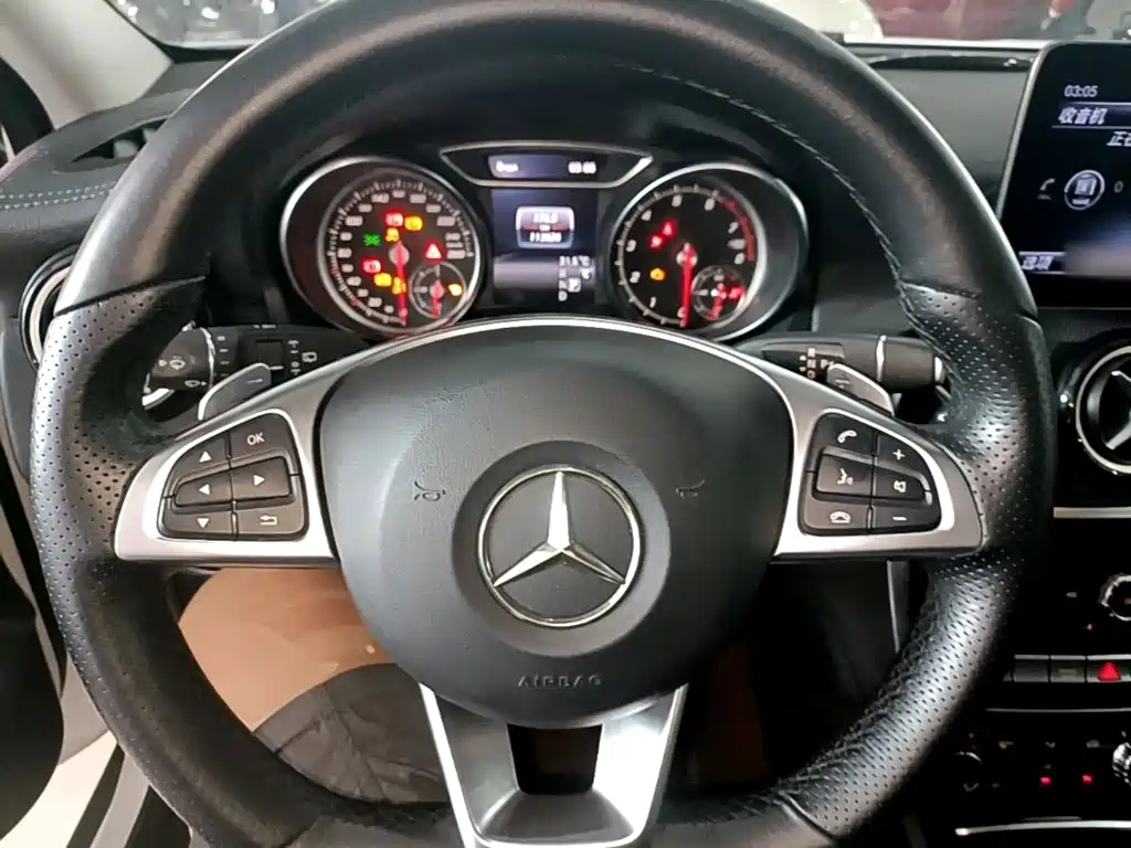 Mercedes-Benz GLA 2019 — фото 11