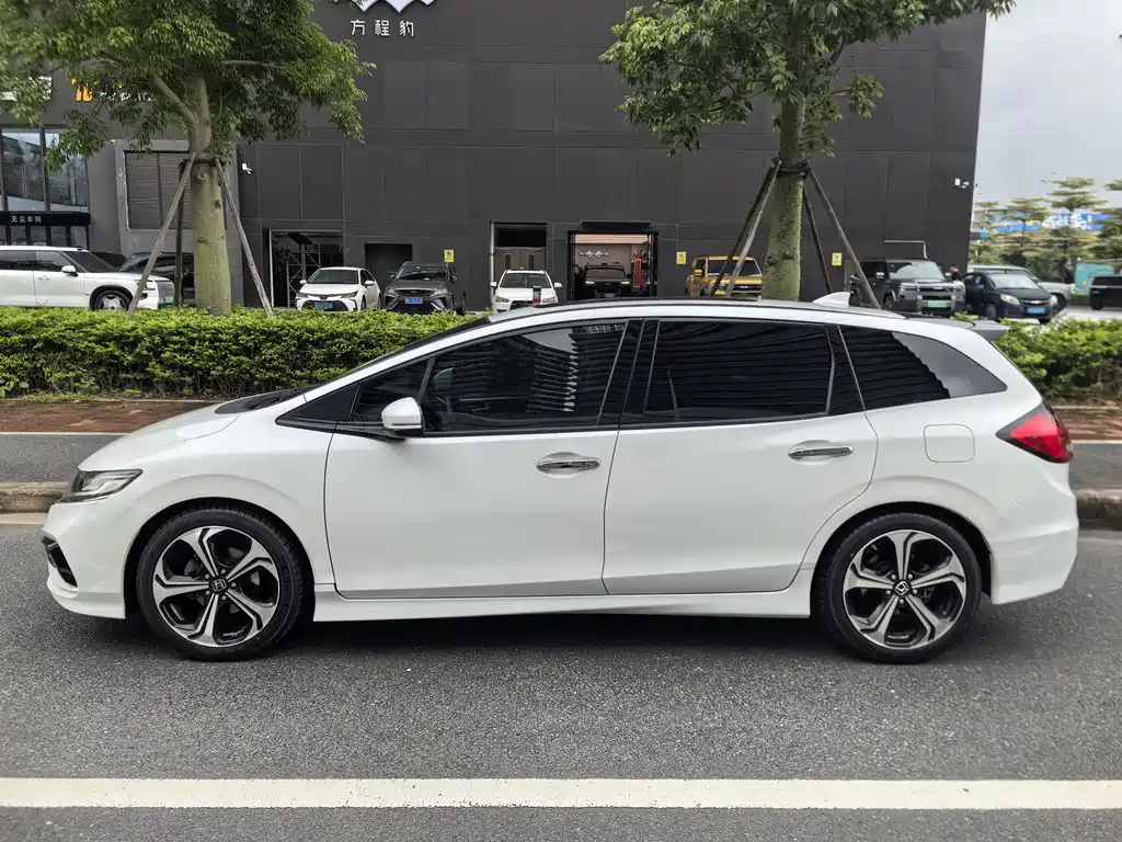 Honda Jade 2019
