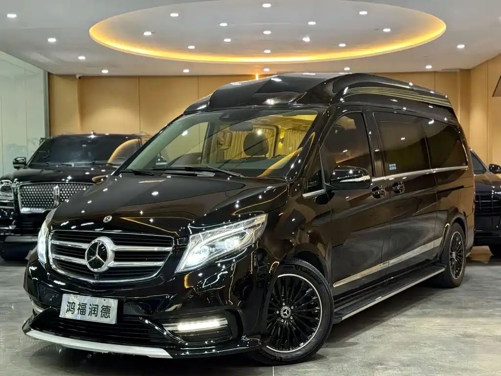 Mercedes-Benz V-Class 2018 — фото 1