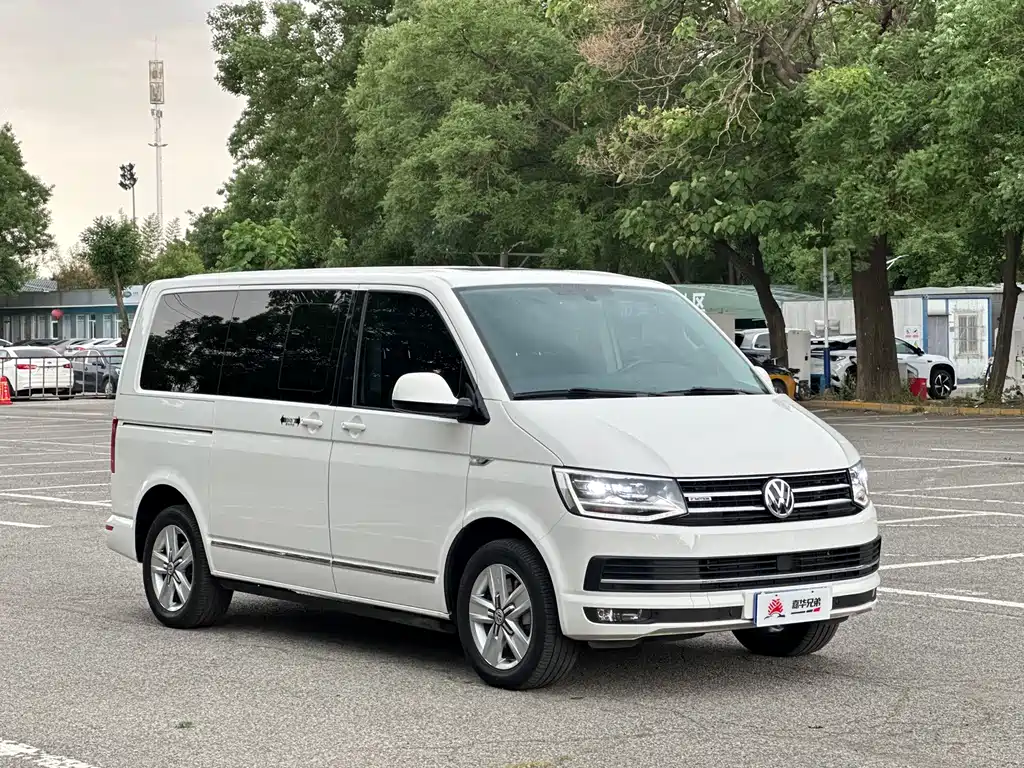 Volkswagen Multivan 2017 — фото 5
