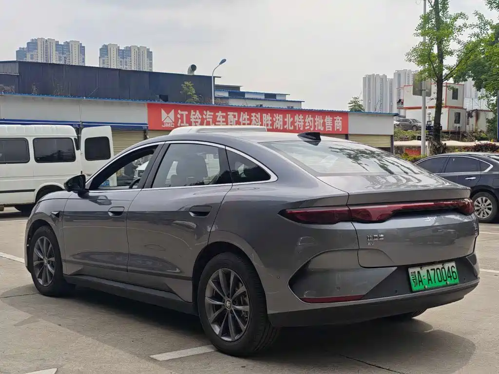 BYD Qin L 2025 — фото 19
