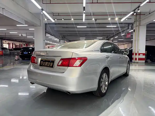 Lexus ES 2009