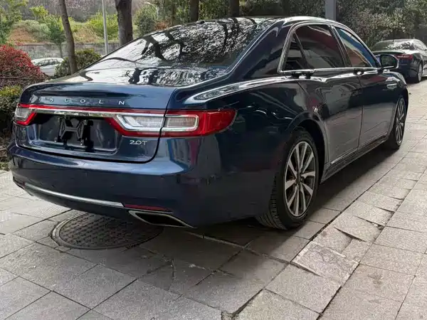 Lincoln Continental 2018