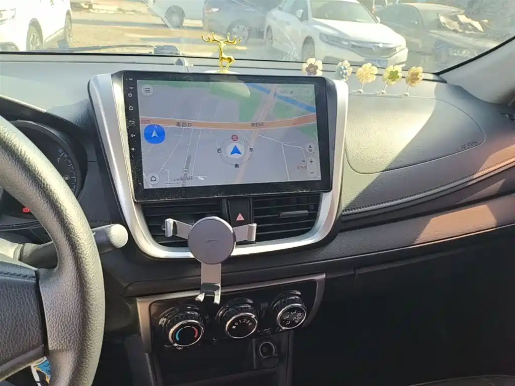 Toyota Vios 2017 — фото 13