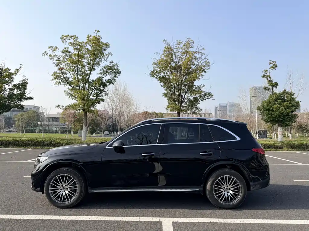 Mercedes-Benz GLC 2024 — фото 13