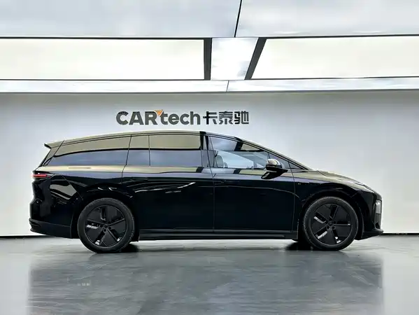 Li Auto i8 2026