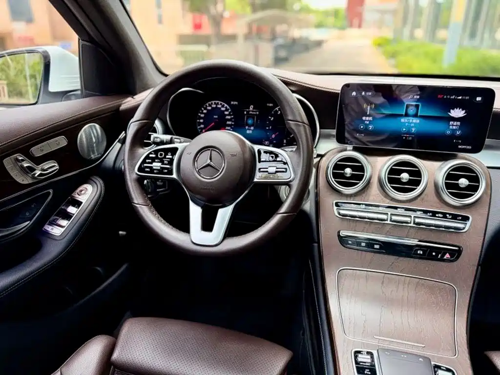 Mercedes-Benz GLC 2020 — фото 9