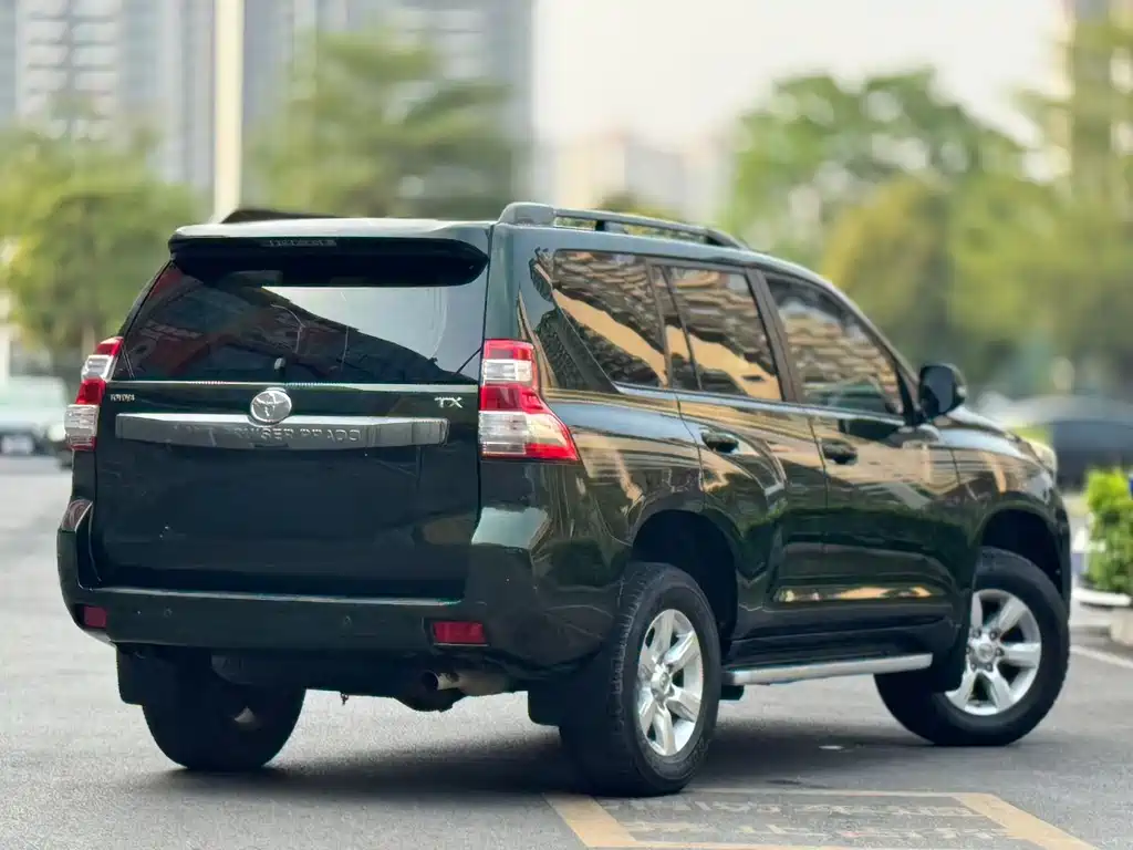 Toyota Prado 2017 — фото 11