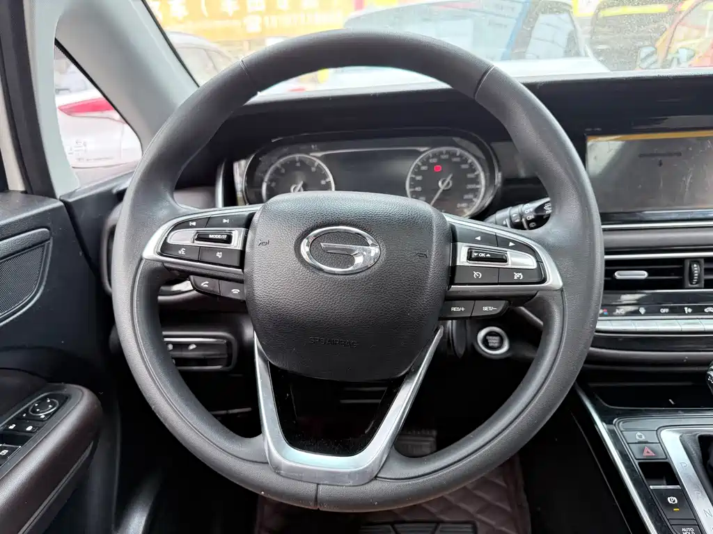 GAC Motor Trumpchi M6 2019 — фото 12
