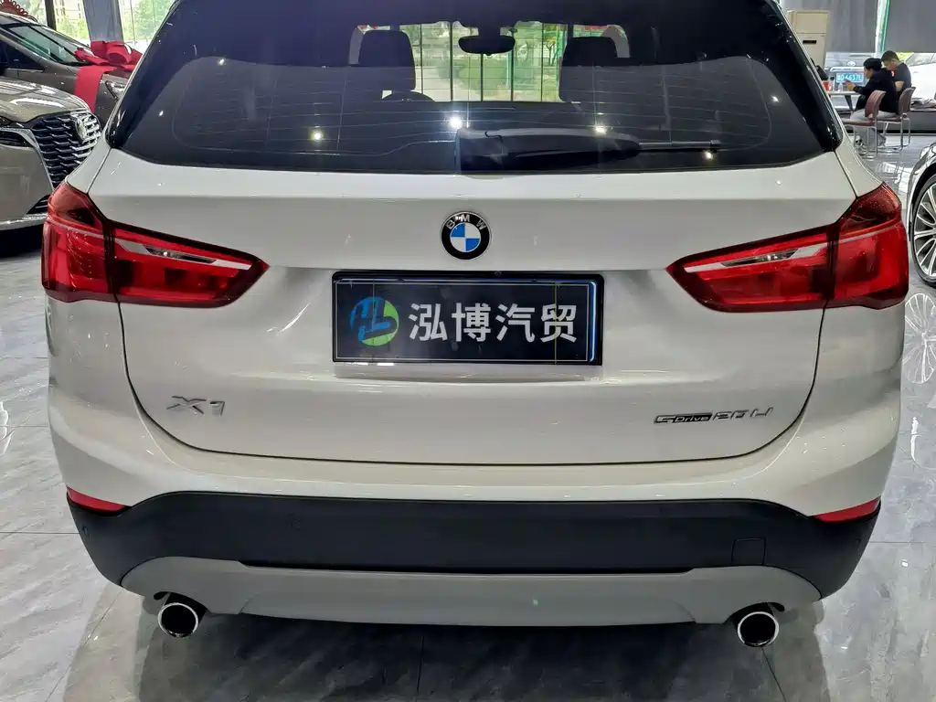 BMW X1 2018 — фото 9