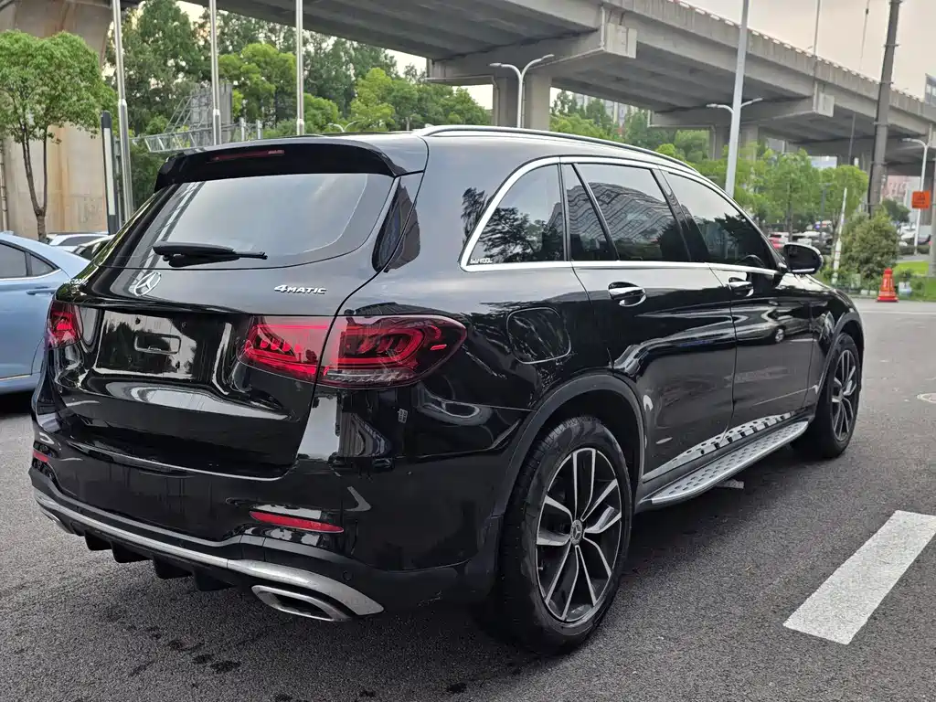 Mercedes-Benz GLC 2022 — фото 13
