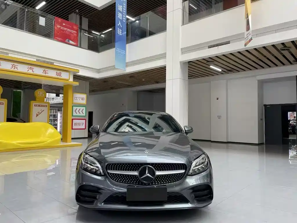 Mercedes-Benz C-Class 2021