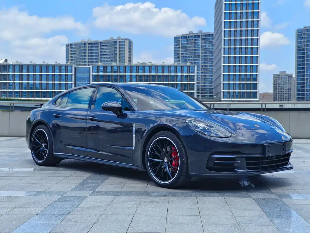 Porsche Panamera 2019 — фото 3