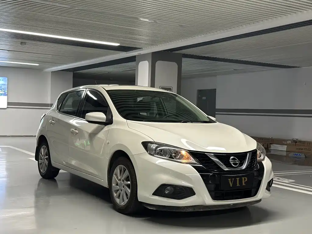 Nissan Tiida 2017 — фото 3
