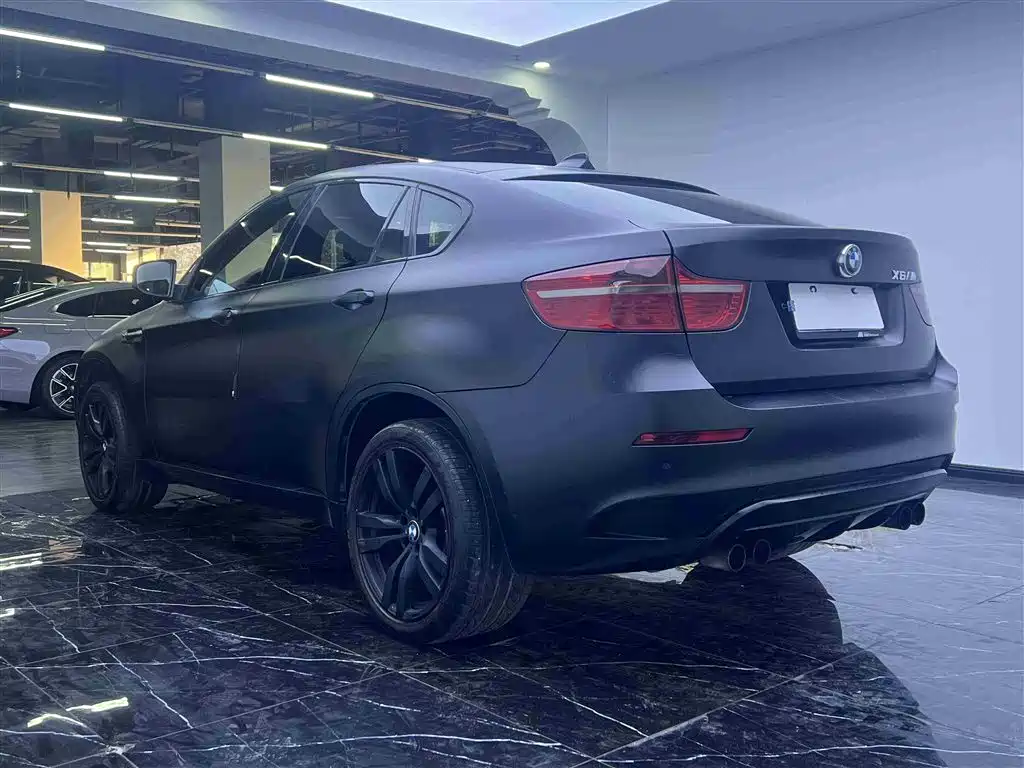 BMW X6 M 2013 — фото 14