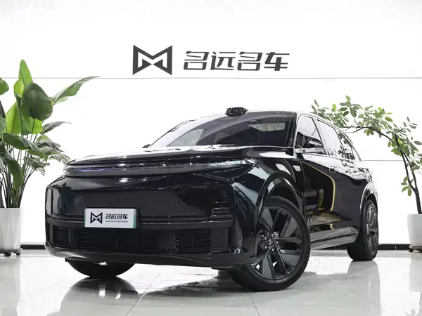 Li Auto L7 2025