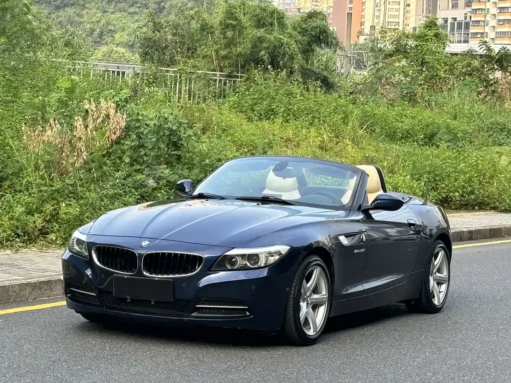 BMW Z4 2012 — фото 1