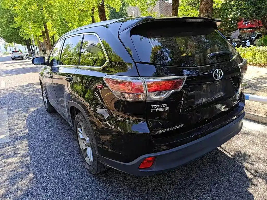Toyota Highlander 2018 — фото 7