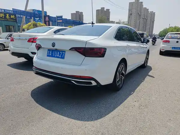 Volkswagen Sagitar 2023