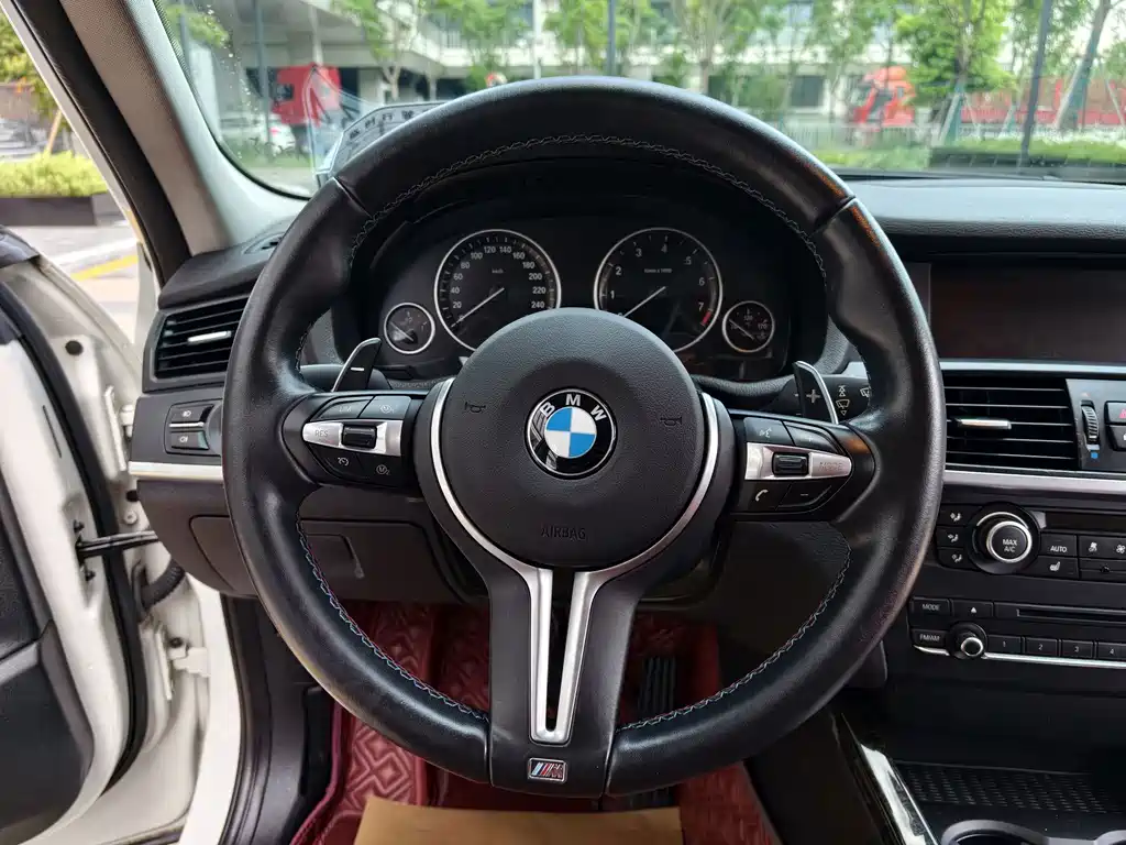 BMW X3 2014 — фото 15