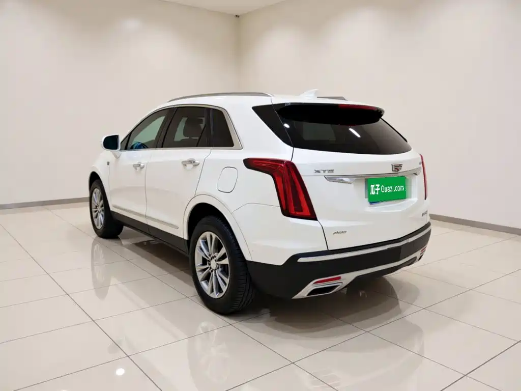 Cadillac XT5 2020 — фото 4