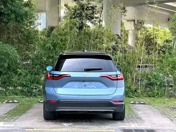 NIO ES8 2019