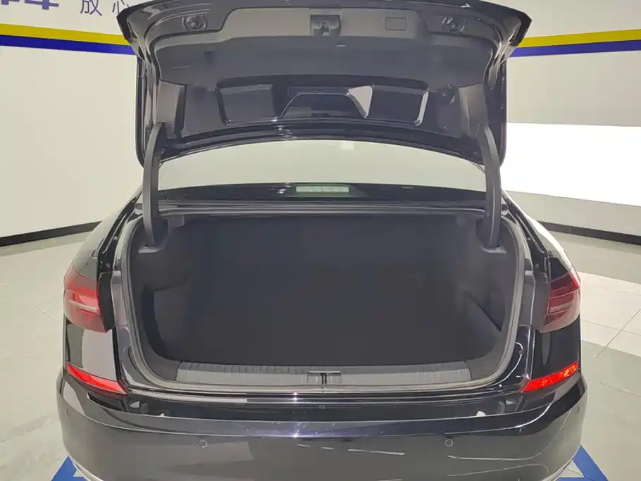 Volkswagen Passat 2023