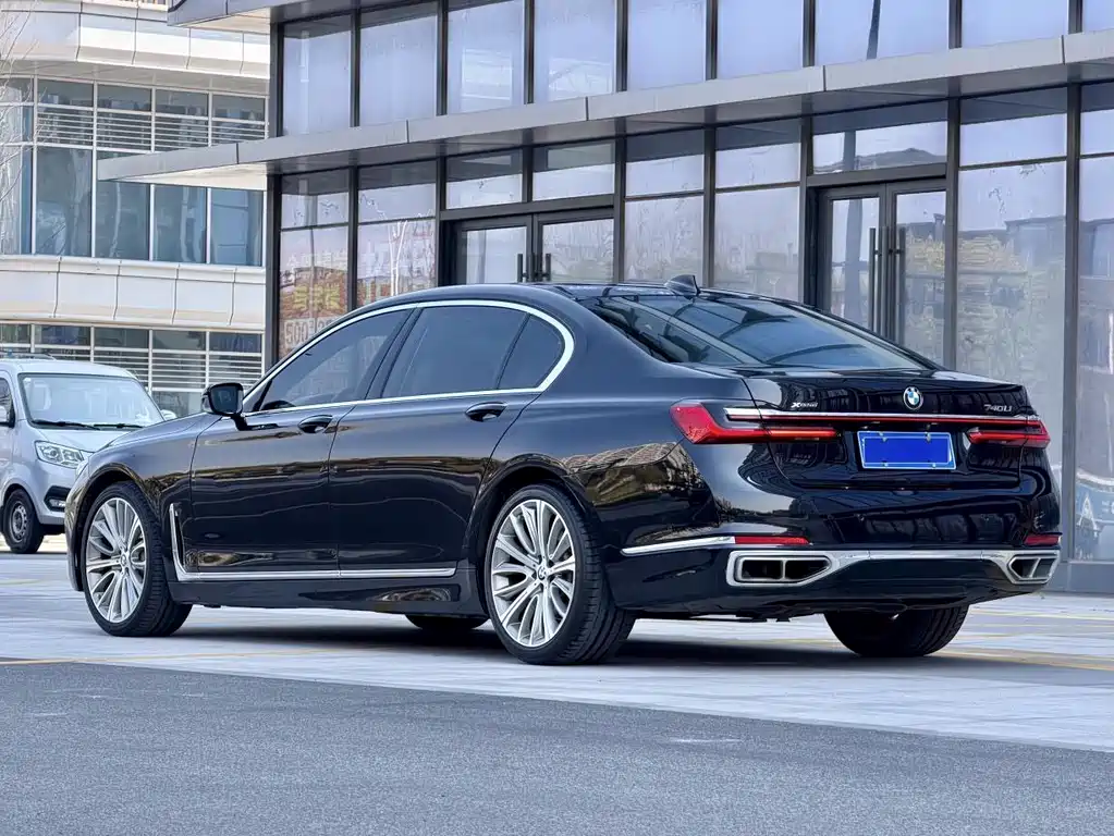 BMW 7 Series 2019 — фото 4