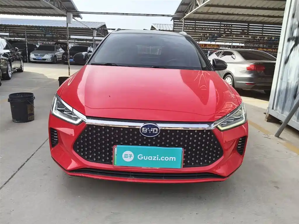 BYD e2 2020