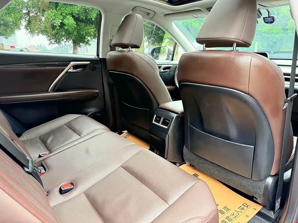 Lexus RX 2020 — фото 16