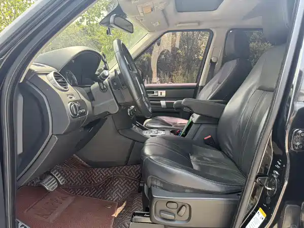 Land Rover Discovery 2016