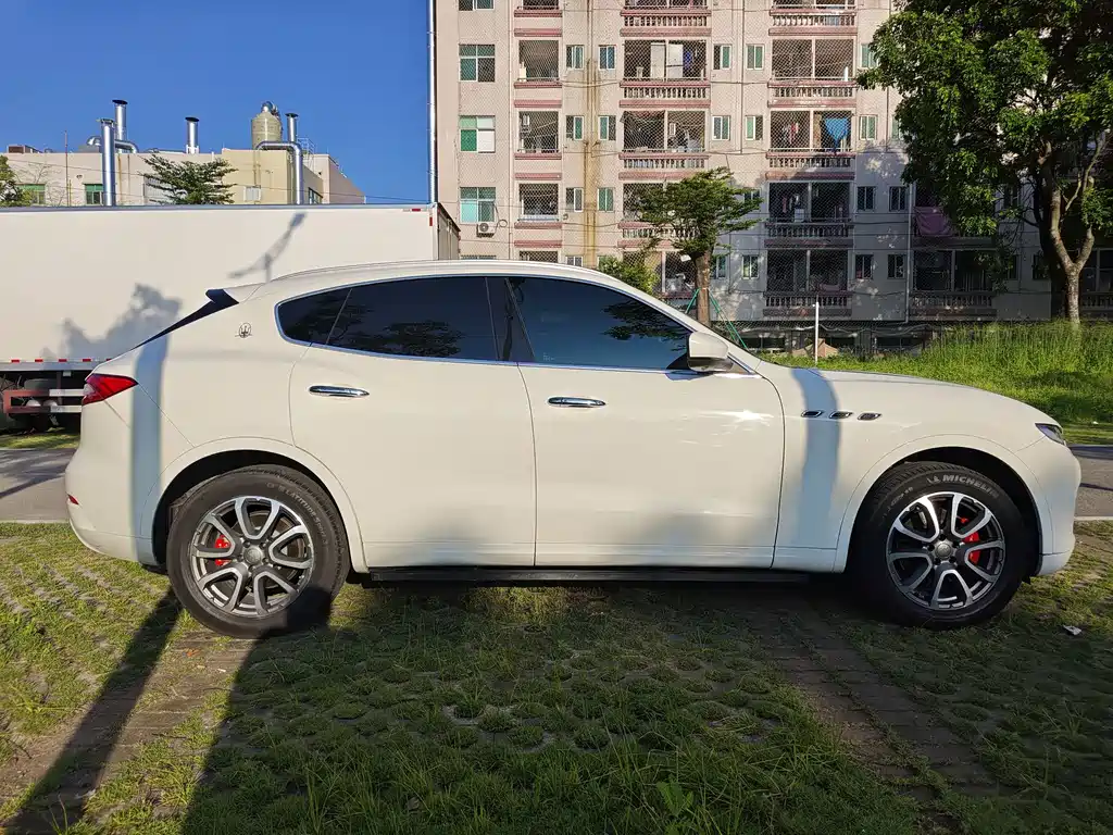 Maserati Levante 2017