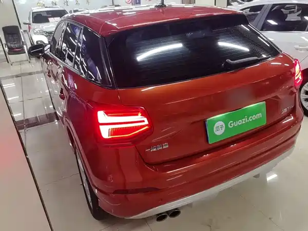 Audi Q2L 2018
