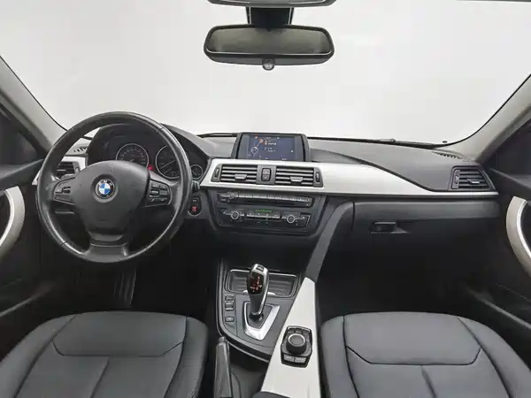 BMW 3 Series 2015