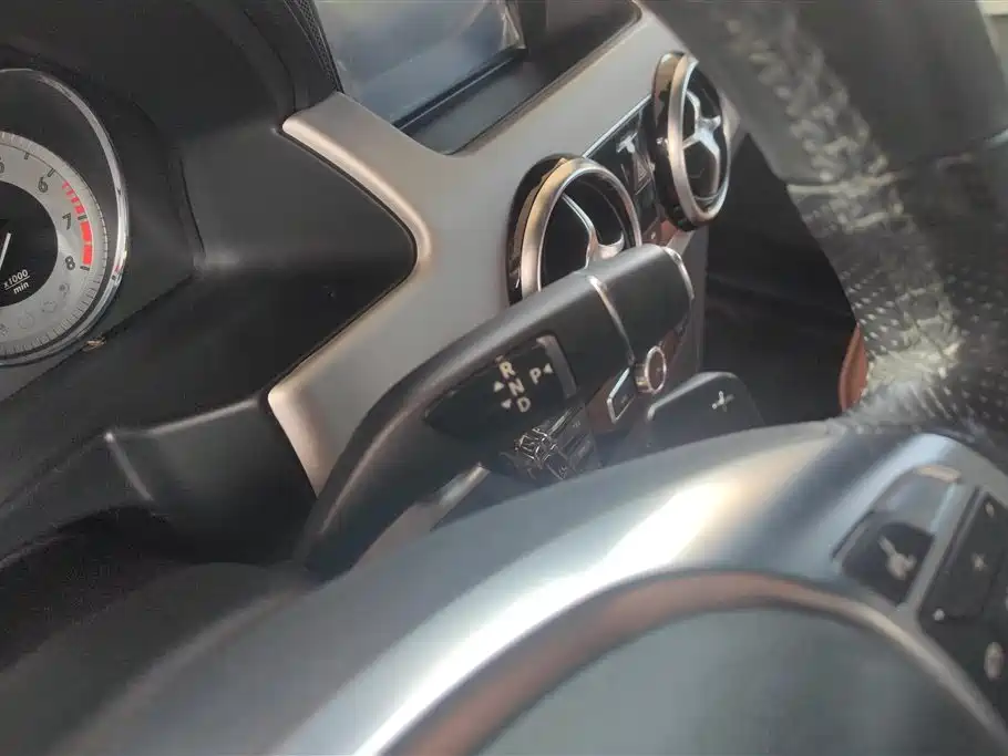 Mercedes-Benz GLK-Class 2015 — фото 16