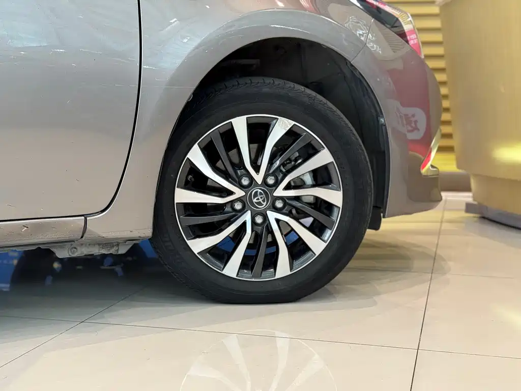 Toyota Corolla Hybrid 2022 — фото 20
