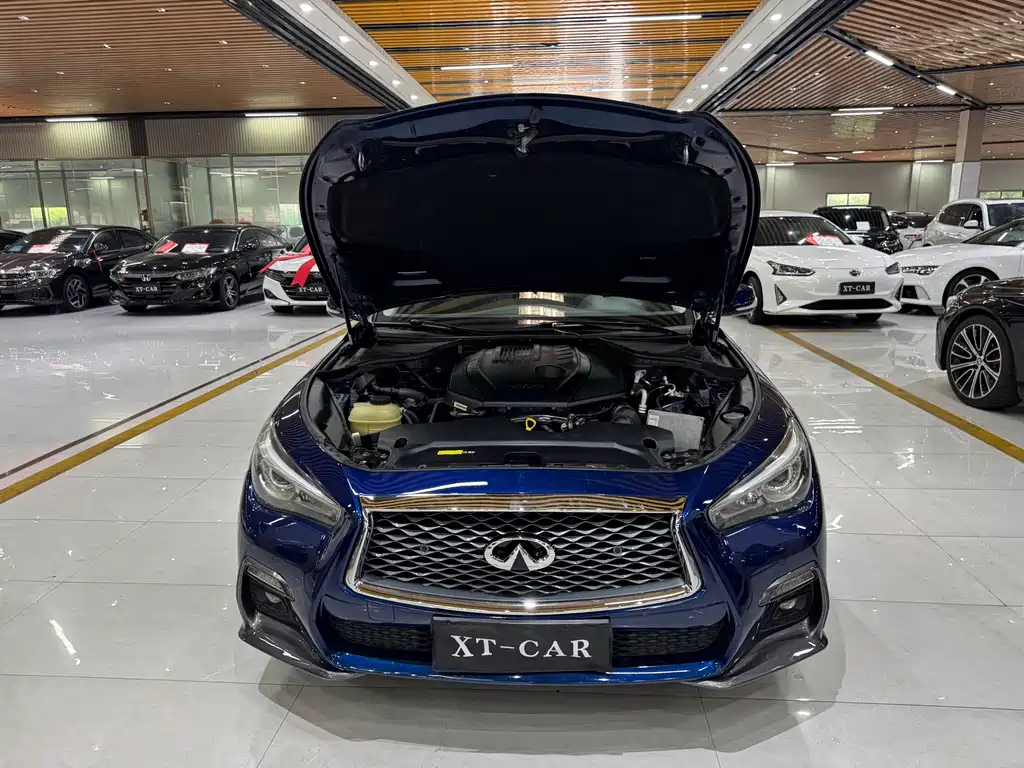 Infiniti Q50L 2018 — фото 35