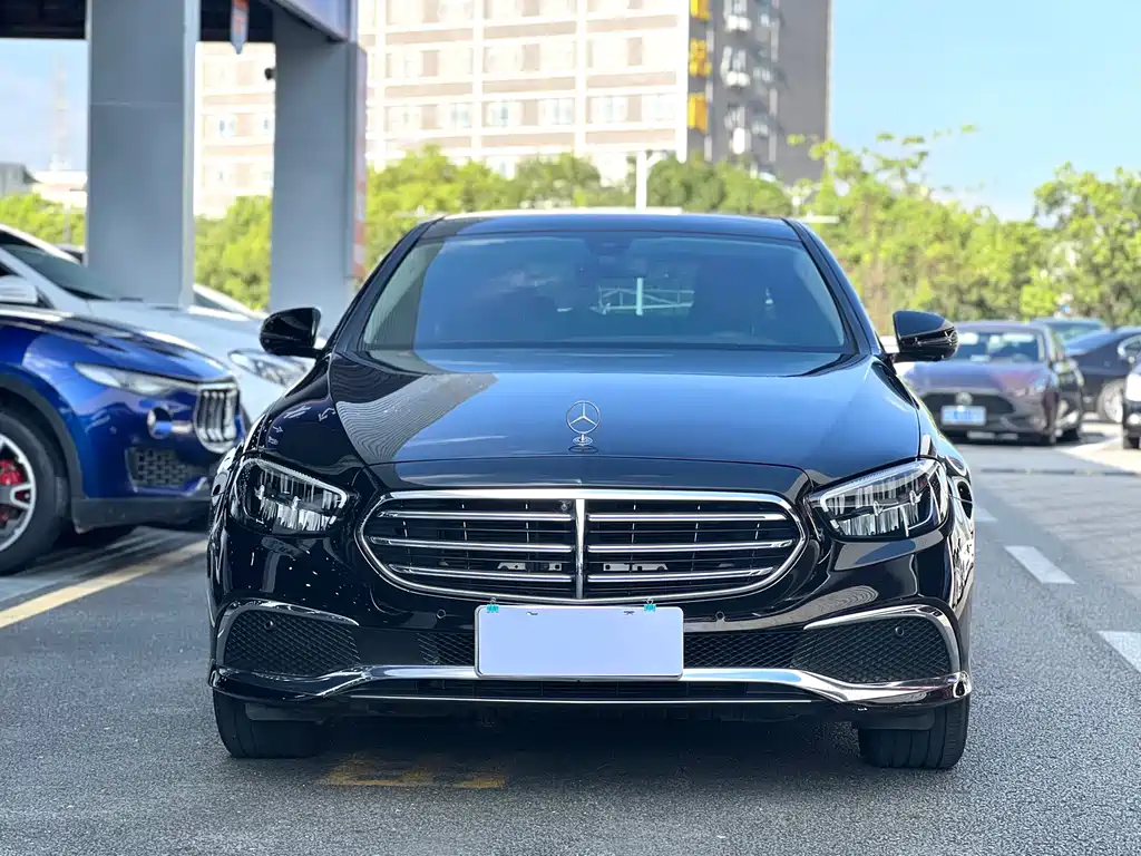 Mercedes-Benz E-Class 2022 — фото 2
