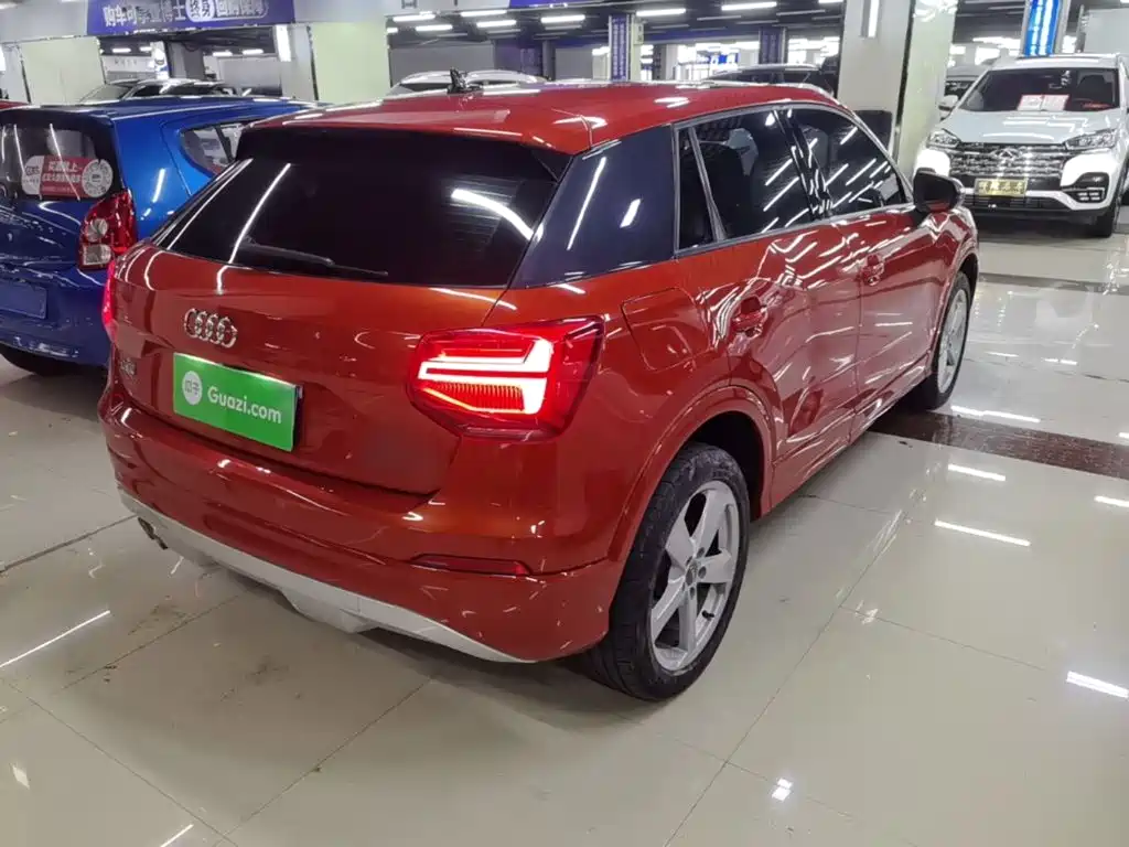 Audi Q2L 2018