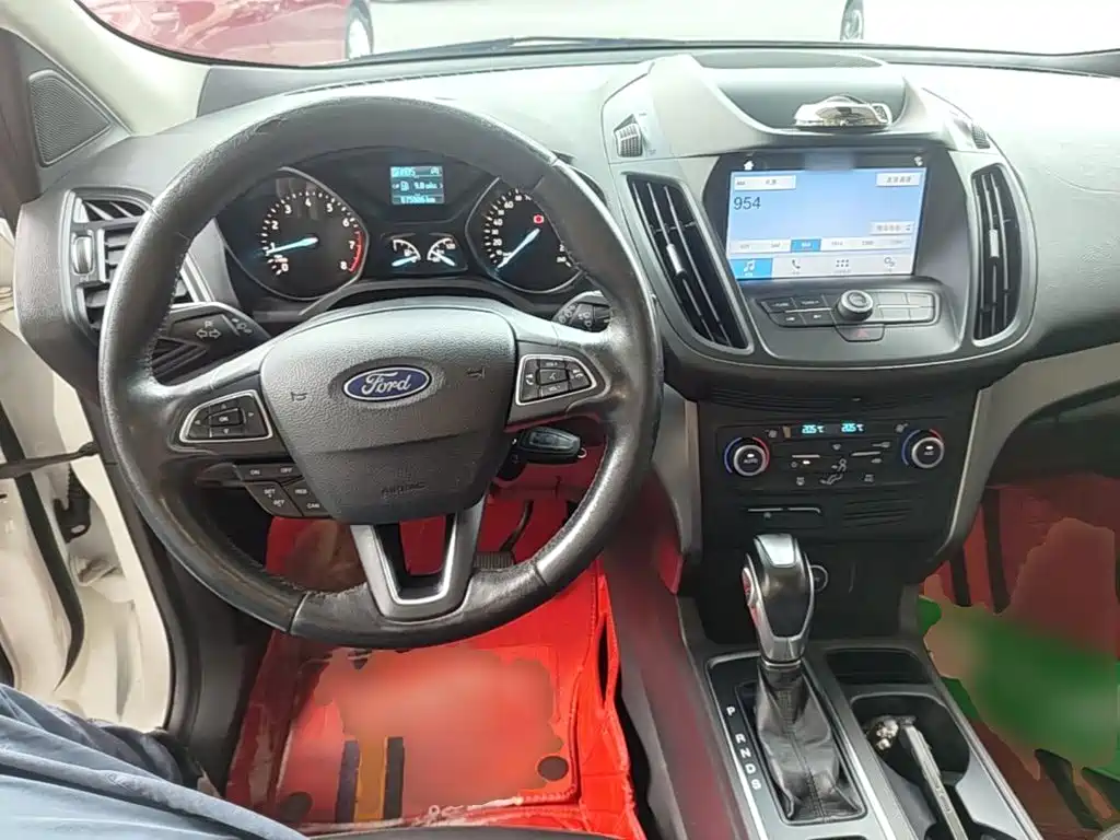 Ford Kuga 2020 — фото 10