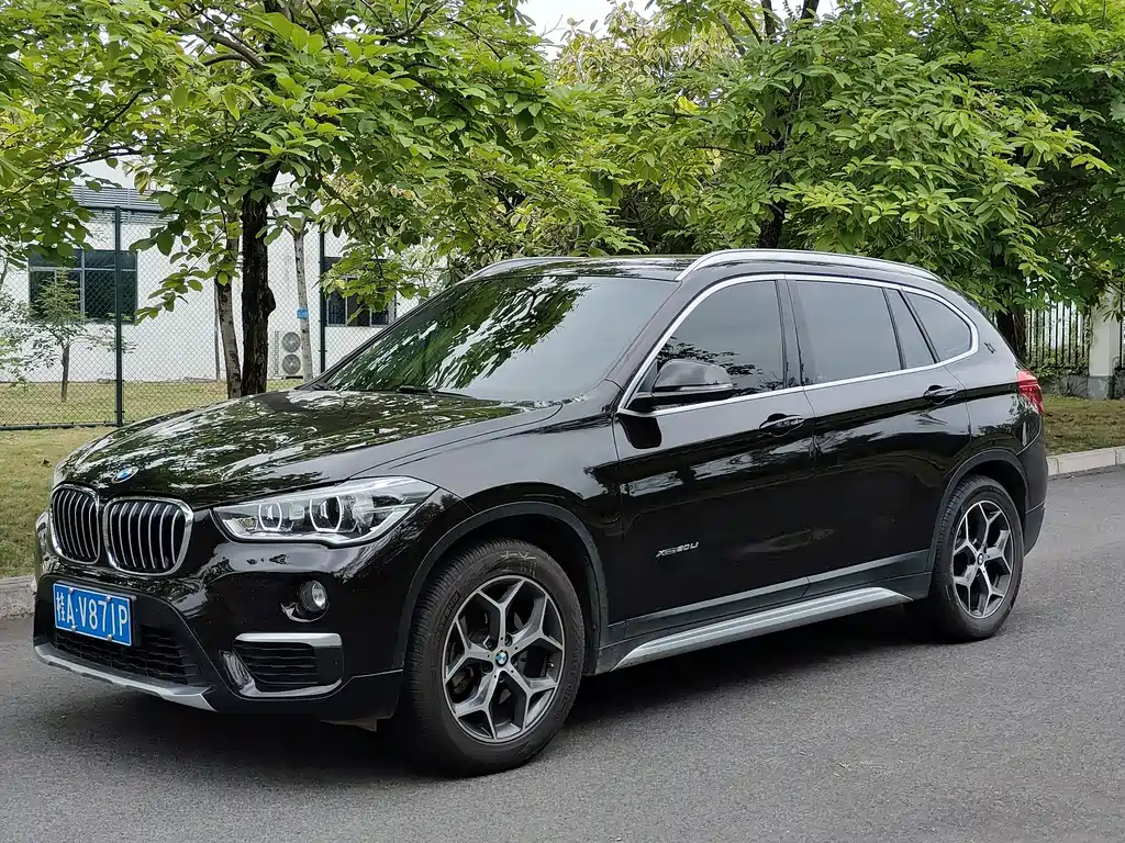 BMW X1 2018 — фото 1