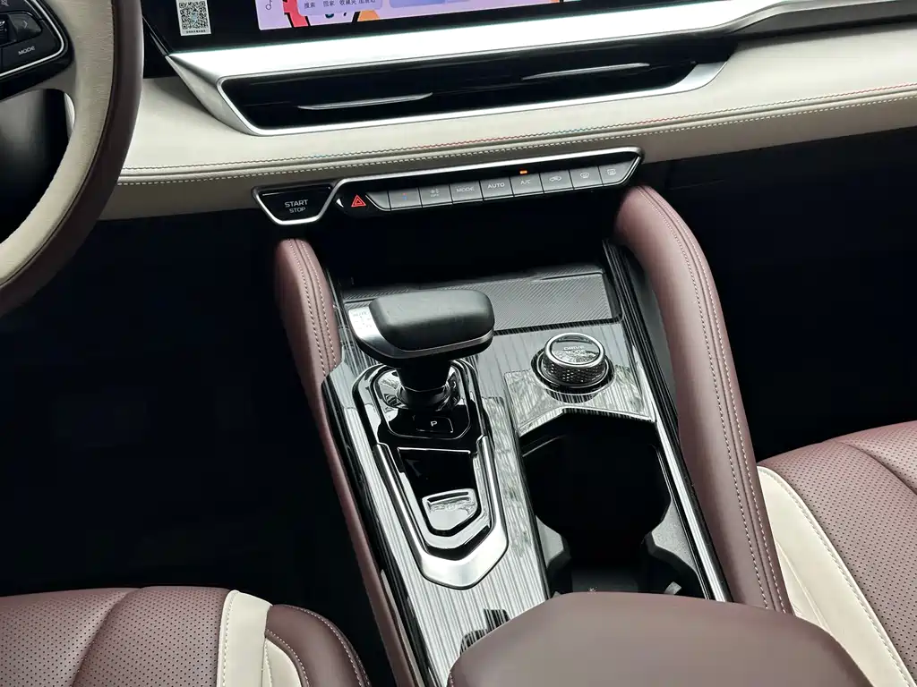 Geely Xingyue L 2024 — фото 14
