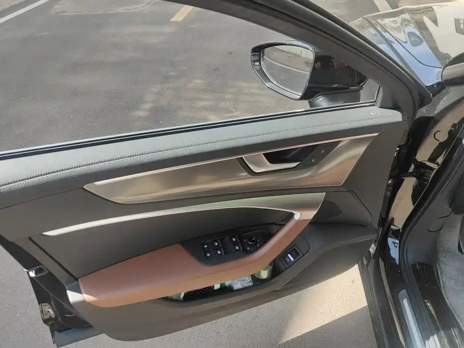 Audi A6L 2019