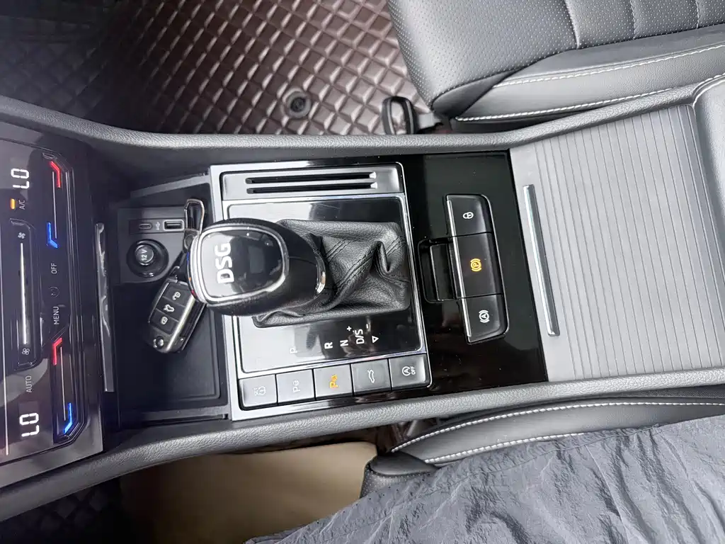 Skoda Speedy 2023 — фото 13
