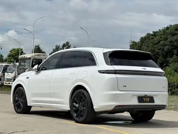 Li Auto L7 2023