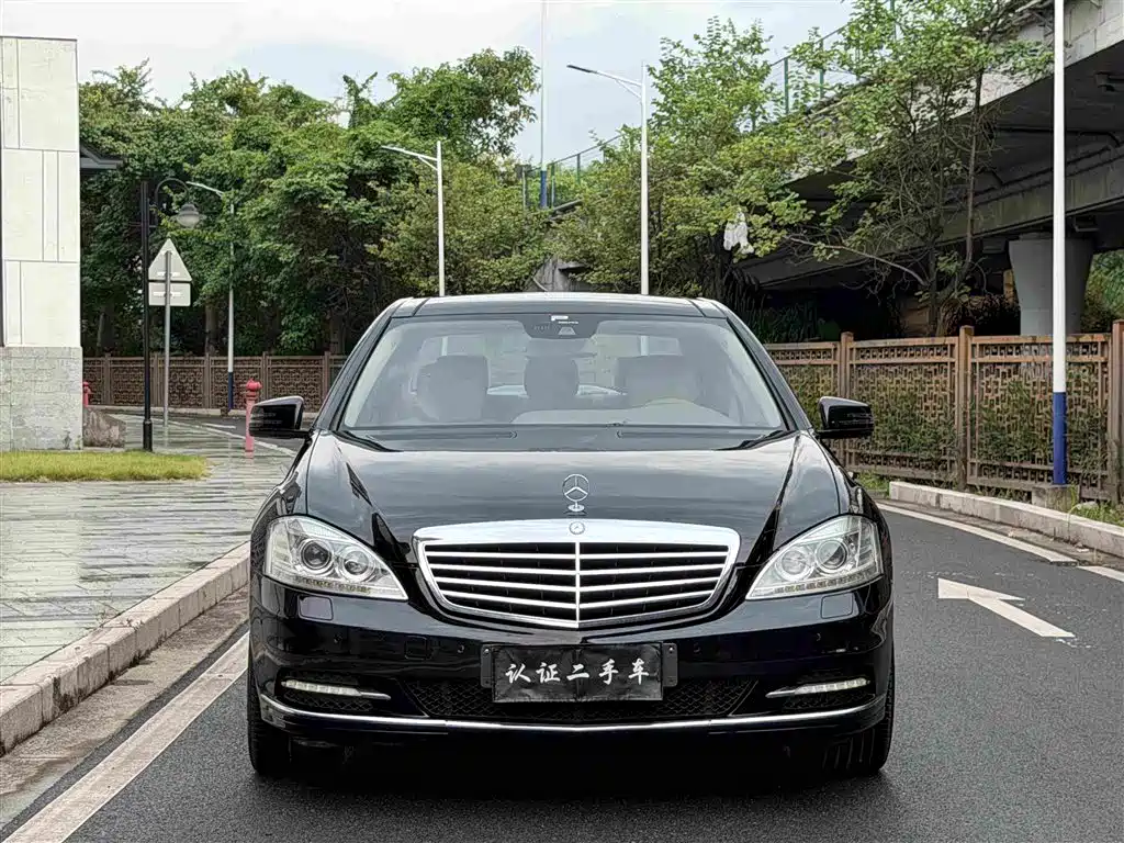 Mercedes-Benz S-Class 2010 — фото 1