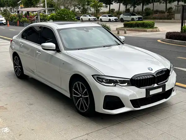 BMW 3 Series 2023
