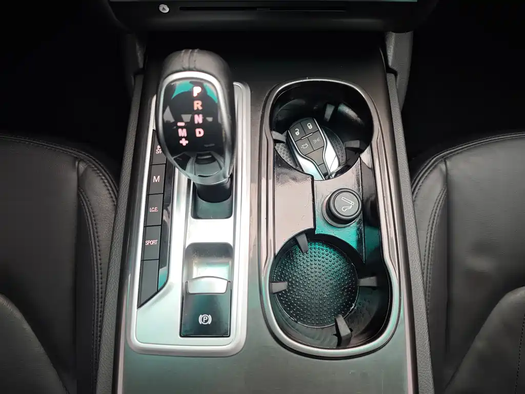 Maserati Ghibli 2016 — фото 16